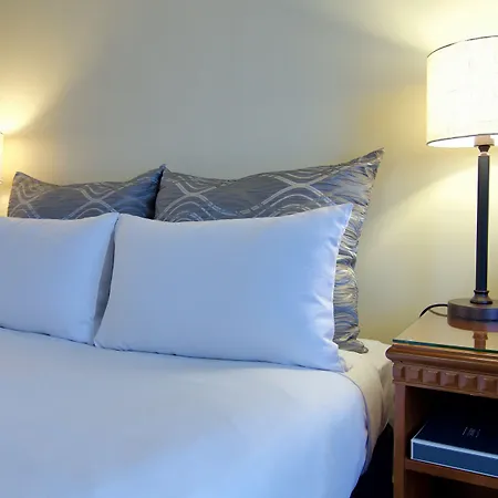 Soho Hotel 4*
