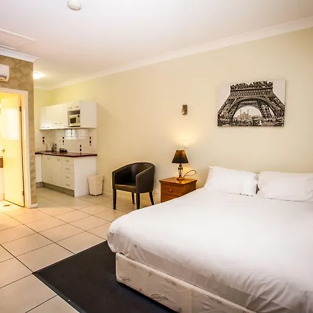 Darra & Conference Centre 4*