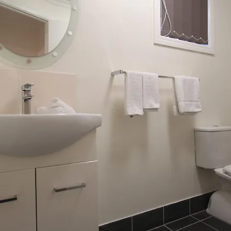 The Cliff House Motel 3*
