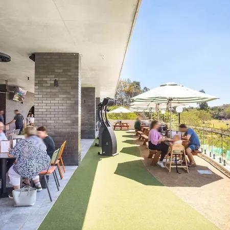 Hotel Nightelier Mitchelton The Brook 4*