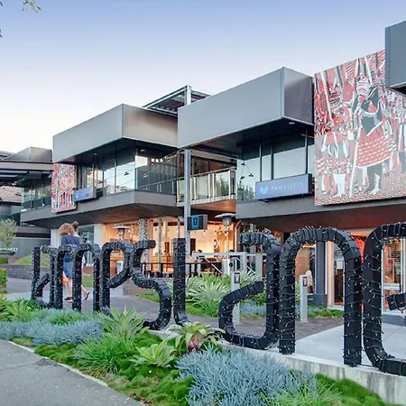 The Miro 4* Brisbane