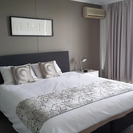 Kirribilli Aparthotel 3*