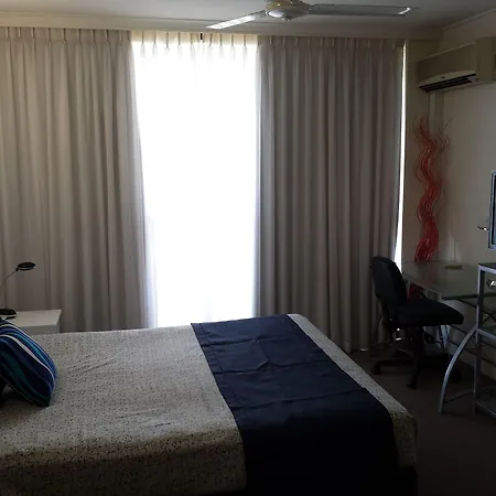 Aparthotel Kirribilli 3*