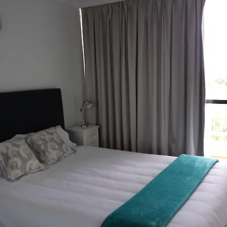 Kirribilli Aparthotel