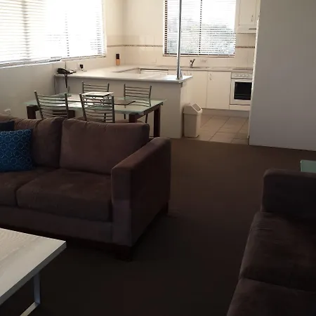 Aparthotel Kirribilli 3*