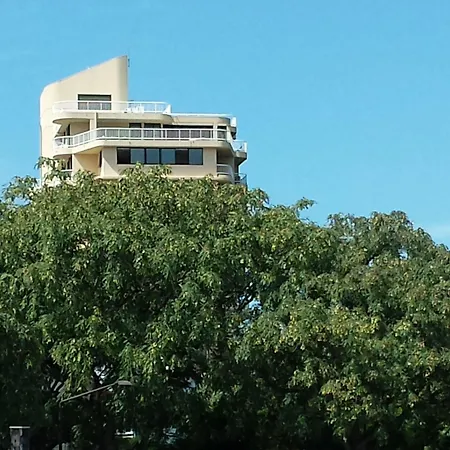 Kirribilli 3* Brisbane