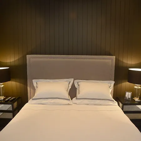 Heal House Bed & Breakfast Brisbane