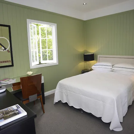 Bed & Breakfast Heal House Brisbane