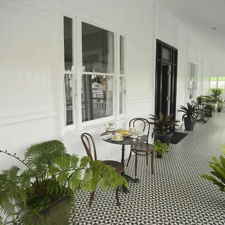 Bed & Breakfast Heal House