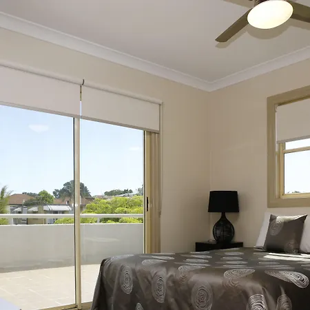 Aparthotel Hampton Court