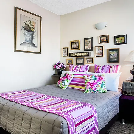 Airport Riverview 3*