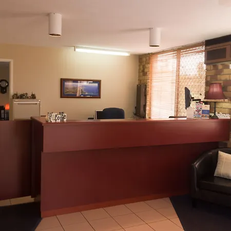 Motel Lancaster Court 4*