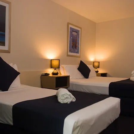 Motel Lancaster Court 4*