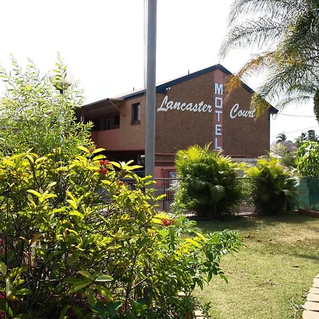 Lancaster Court Motel 4*