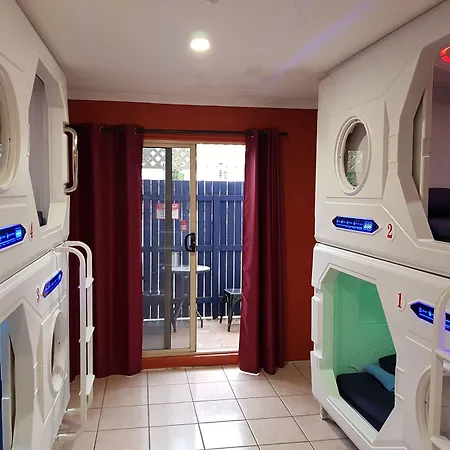 Brisbane Backpackers Resort - Hostel Hotel