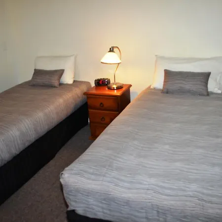 Redland Bay Motel 3*