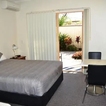 Redland Bay Motel 3*