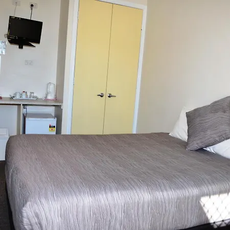 Redland Bay Motel 3*