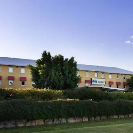 Ibis Budget Airport 3*