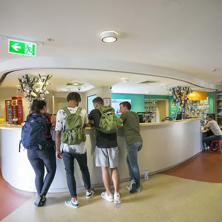 Yha Brisbane