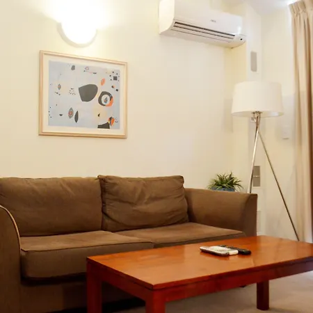 Spring Hill Mews Aparthotel 4*