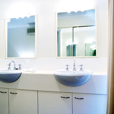 Spring Hill Mews 4* Brisbane