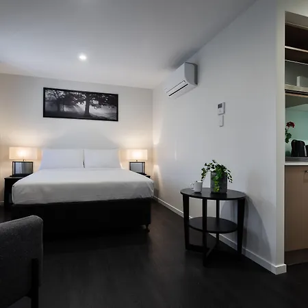 Ascot Budget & Residences Motel 4*