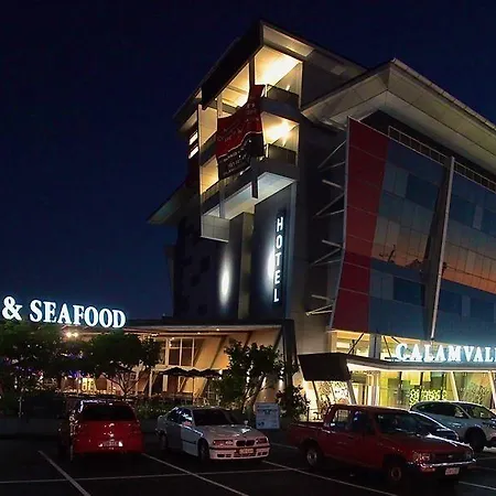Calamvale And Conference Centre Hotel