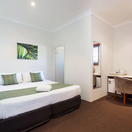 Inn Nightcap At Manly 3*