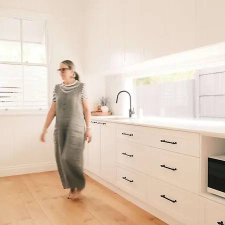 Holiday home Heart Of Milton 4b2b Ac 2tvs Private Parking Walk To Suncorp Stadium *