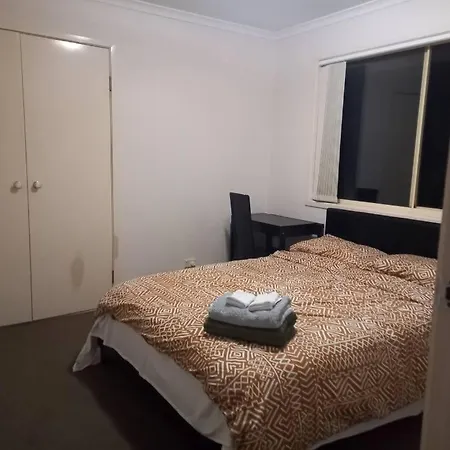 Air Conditioned Floral Youth Backpacker And House Guest house