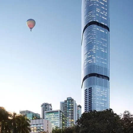 Luxury In Skytower By Stylish Apartment