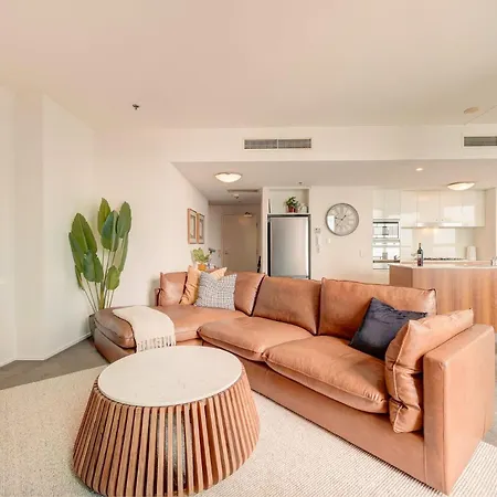 Glasshouse On Felix - Luxury With River Views, Pool And Parking | Winter Escape | Longer & Save | 1 June - 31 August Apartment Brisbane