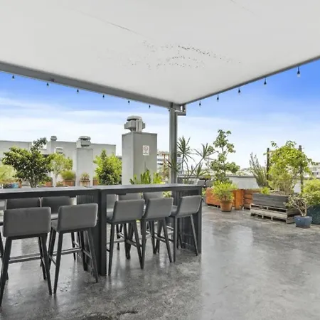 Apartment Mcwhirters Brisbane