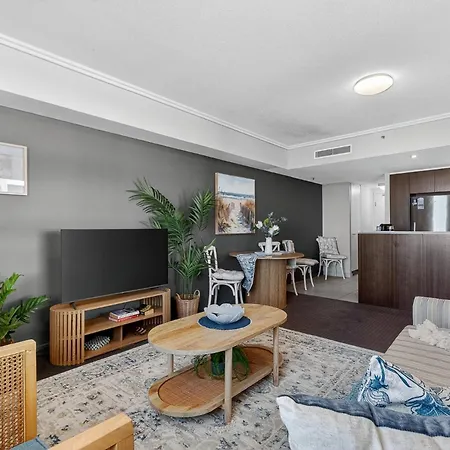 Coastal Escape With River Views In Casino Towers Brisbane