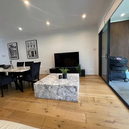 Peaceful 3br 2ba With Parking Near Airport And Cbd * Brisbane