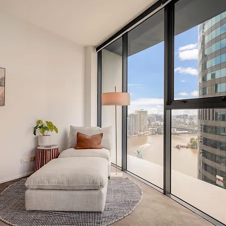 Glasshouse On Felix - Luxury With River Views, Pool And Parking | Winter Escape | Longer & Save | 1 June - 31 August Apartment