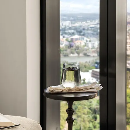Luxe Living In The Sky