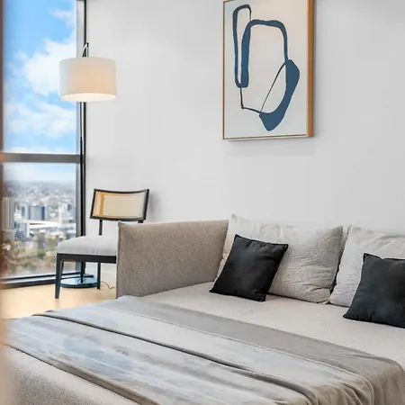 The Kaze - 37f Brand New Riverview 1br With Sofa Bed At Queens Wharf With Pool And Gym
