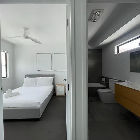 Peaceful 3br 2ba With Parking Near Airport And Cbd *