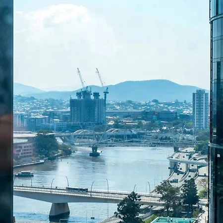 Queens Wharf Charm W/ Balcony Views - Lv 15 Apartment Brisbane