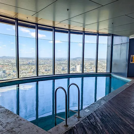 Luxe Living In The Sky Brisbane