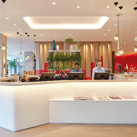 Holiday Inn Express Brisbane Central By Ihg Hotel