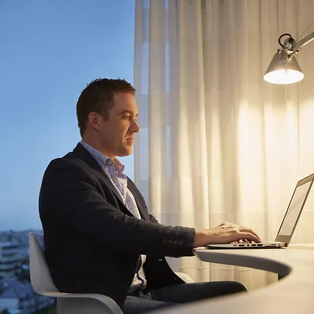 Holiday Inn Express Brisbane Central By Ihg