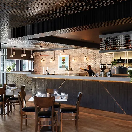 The Johnson - Art Series Hotel 4*