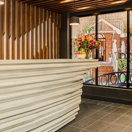 Kennigo Brisbane, Independent Collection By Evt Brisbane