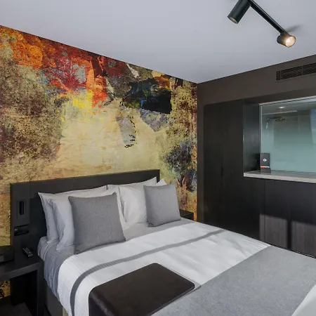 Kennigo Brisbane, Independent Collection By Evt 4*