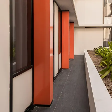 Kennigo Brisbane, Independent Collection By Evt 4*
