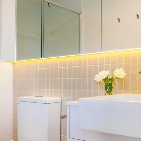 Aparthotel Fleet Lane 4*