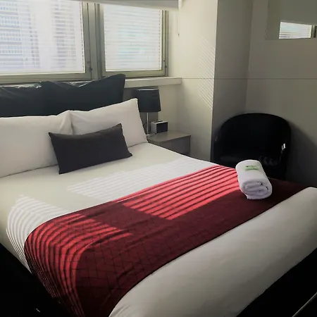 George Brisbane, Independent Collection By Evt Hotel 4*